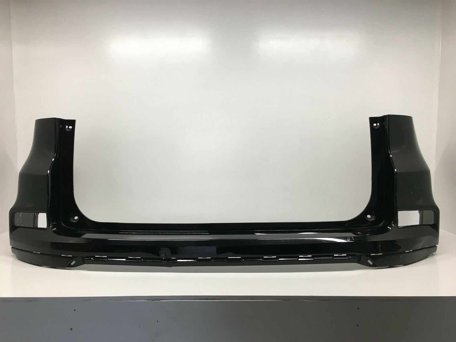 Rear Bumper Cover Honda CR-V LX/EX/EX-L/SE/Touring 2015-2016 71501-T1W-ZX00 OEM2