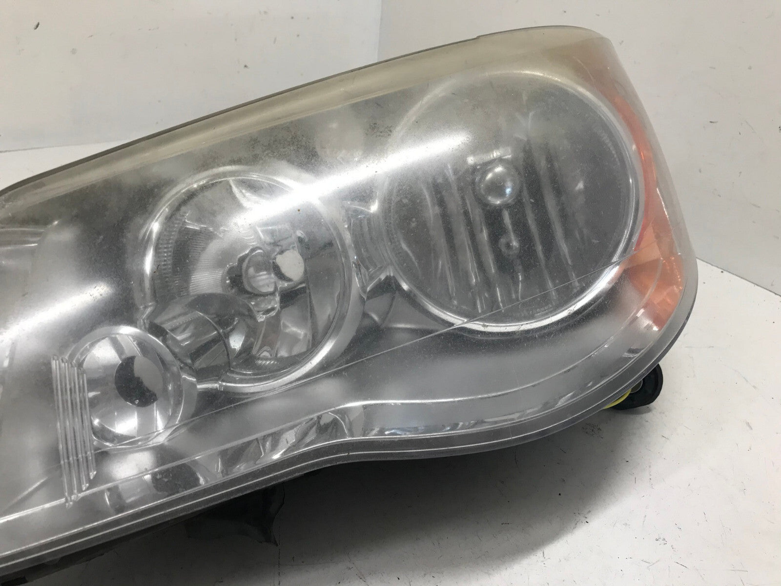 Headlight Damaged Left Driver LH Dodge Grand Caravan 2011-2019 05113337AF OEM