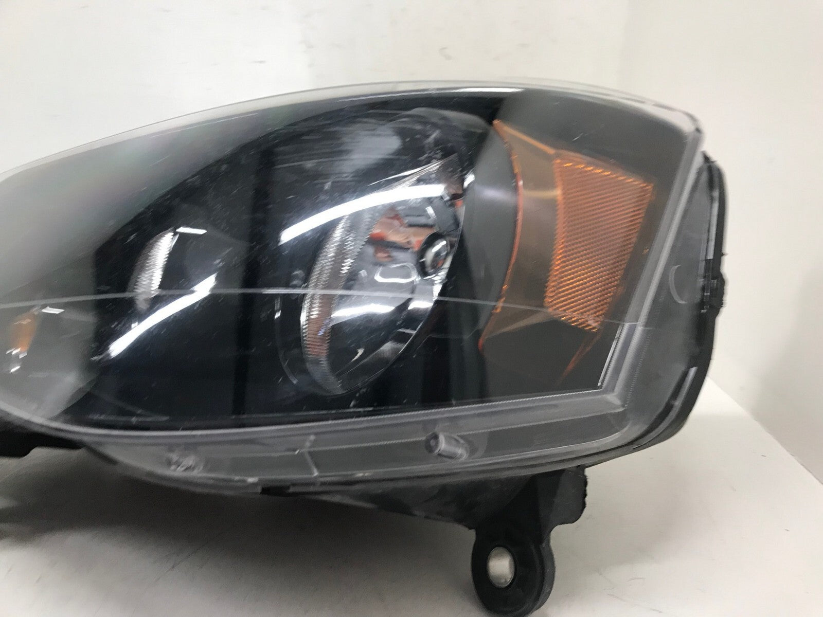 Headlight Damaged Driver LH 11-18 Dodge Grand Caravan 2014-2016 Town & Cntry OEM
