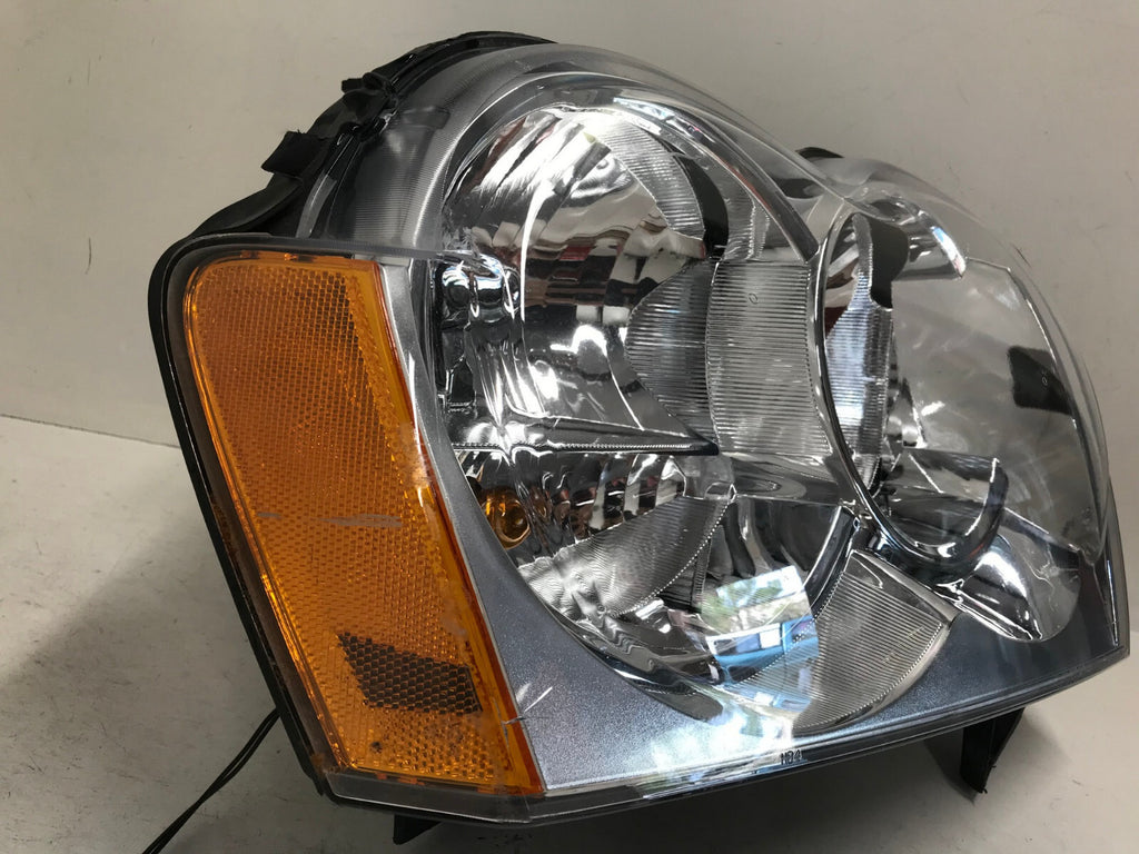 Headlight Damaged Lamp Passenger RH Jeep Grand Cherokee 2005-2007 55156350AK OEM