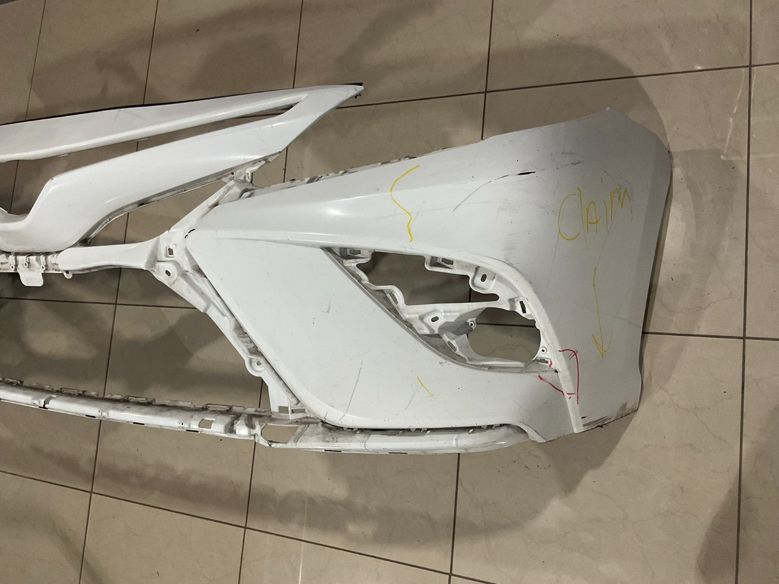 Front Bumper Cover White Toyota Camry 2021 2022 52119+06e20 OEM