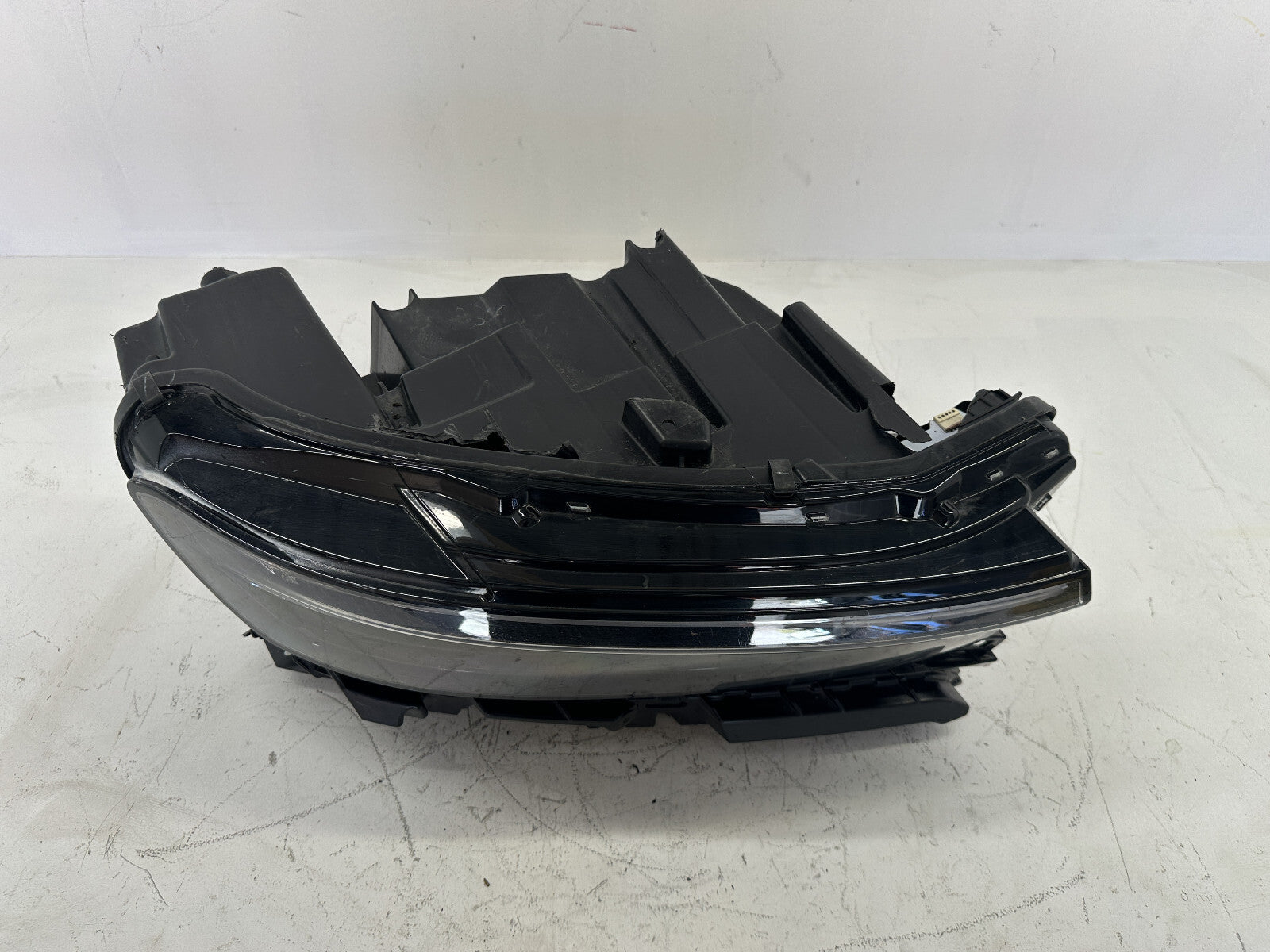 Headlight Damaged Right Passenger RH 21-2024 Jeep Grand Cherokee 68376992AE OEM
