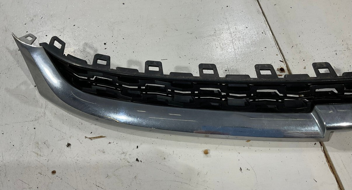 Grill Grille Black/Silver Trim 2014 2015 2016 Chevrolet Malibu 22995184 OEM