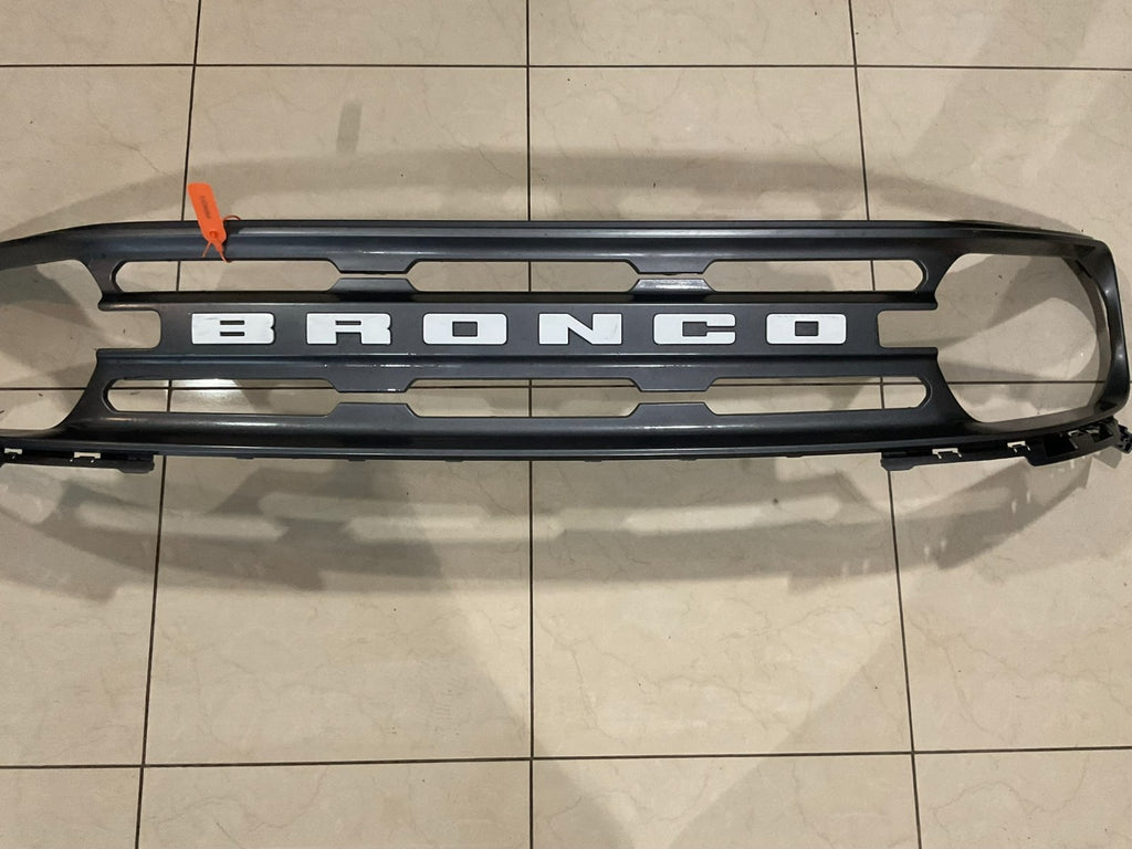 Grill Grille Grey 2021 2022 21 22 Ford Bronco m1pb8200 OEM