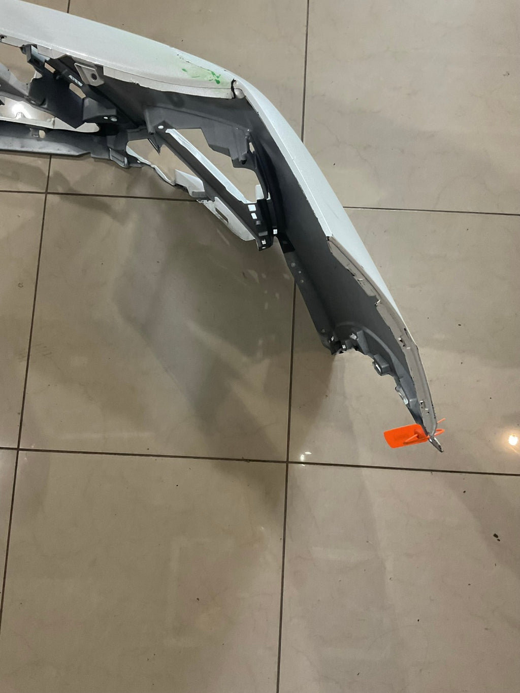 Front Bumper Cover White Lexus RX350 RX450H Base 2016-2018 52119+0E270 OEM