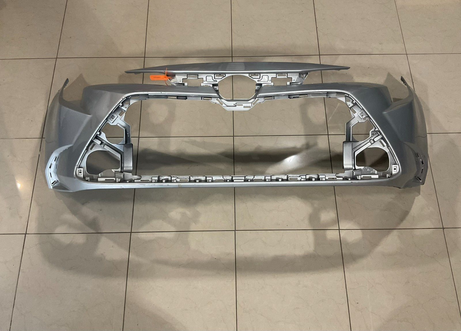 Front Bumper Cover Silver 2020 2021 Toyota Corolla LE XLE 52119+02n91 OEM