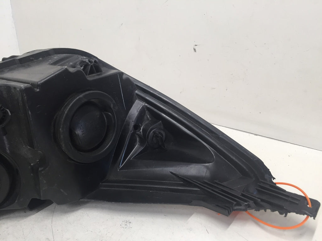 Headlight Damaged Left Driver LH Ford Focus 2015-2018 F1EB-13W030-JF OEM