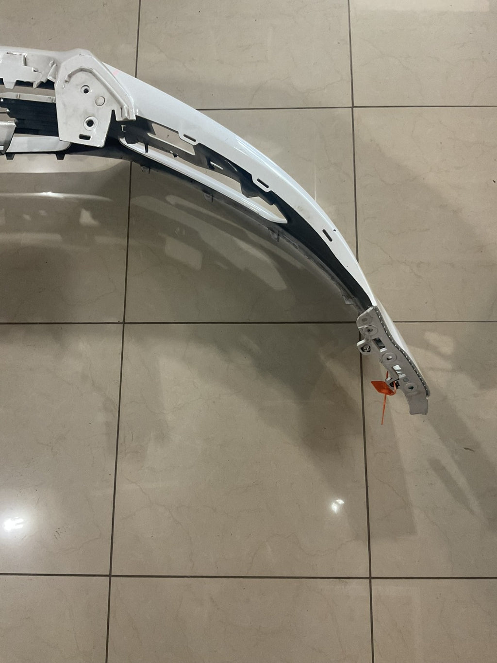 Front Bumper Cover White 2013-2016 Ford Escape cj54+17757+bgw OEM