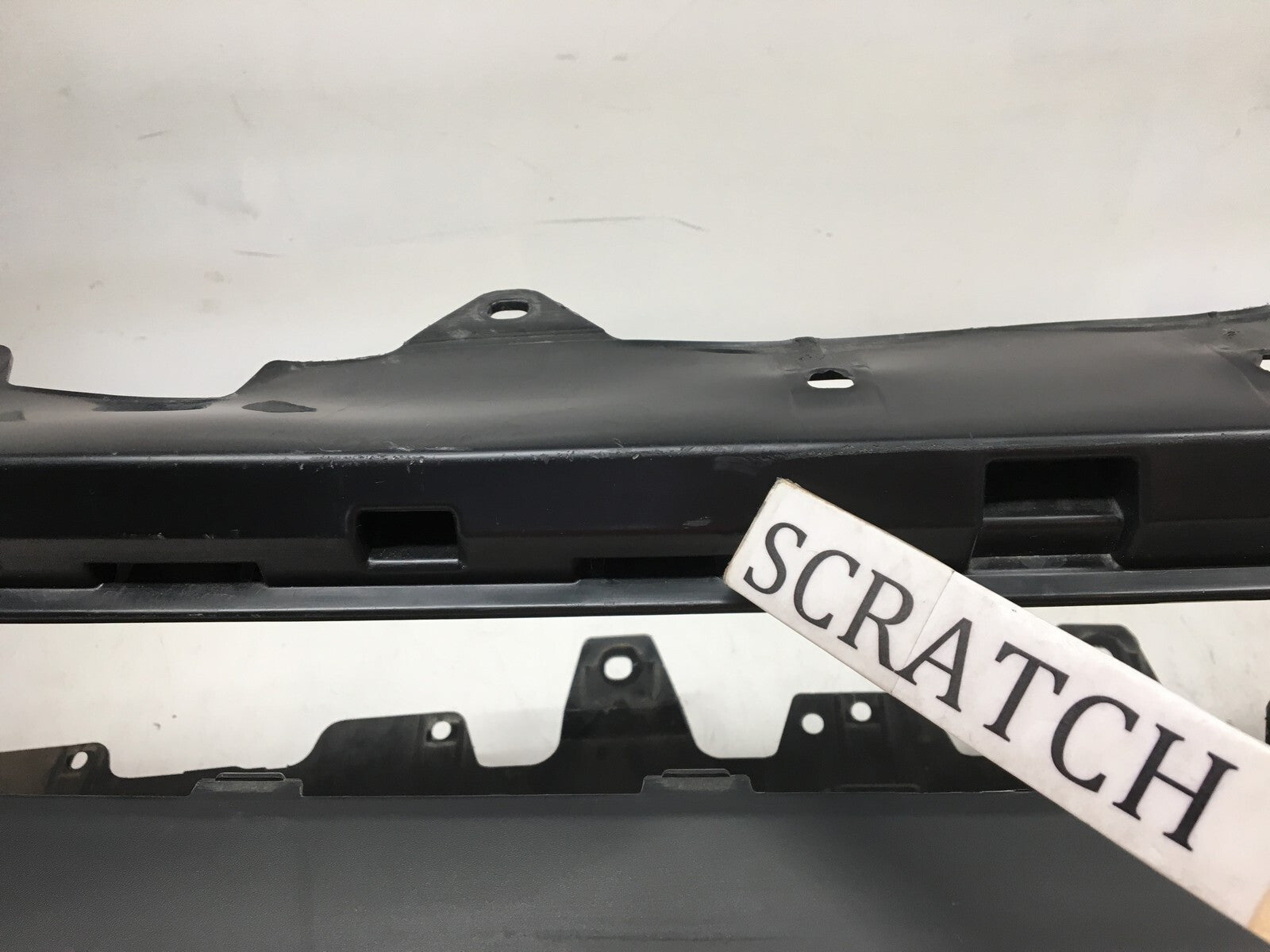 Front Bumper Cover Toyota Tacoma SR SR5 Limited w/o Flare Holes 2016-2018 OEM