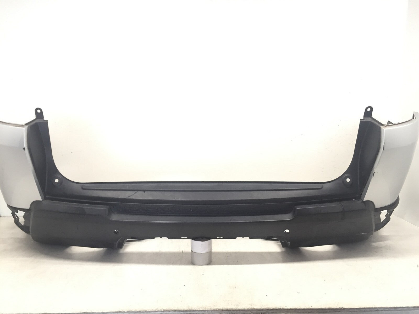 Rear Bumper Cover Land Rover Range Sport Base SE HSE w/Sensor Hole 2014-2017 OEM