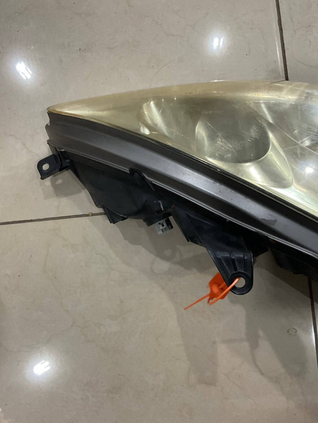 Headlight Right Passenger RH 2005-2006 Lexus ES300 ES330 Damaged 81130-33561 OEM