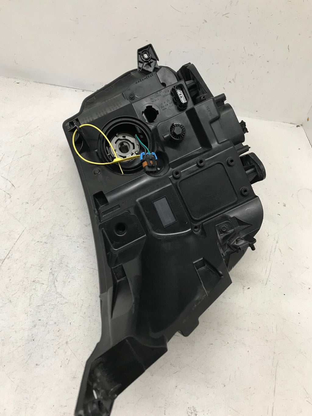 Headlight Damaged Driver LH Left 2018-2019 Ford Explorer HB53-13006-BB OEM