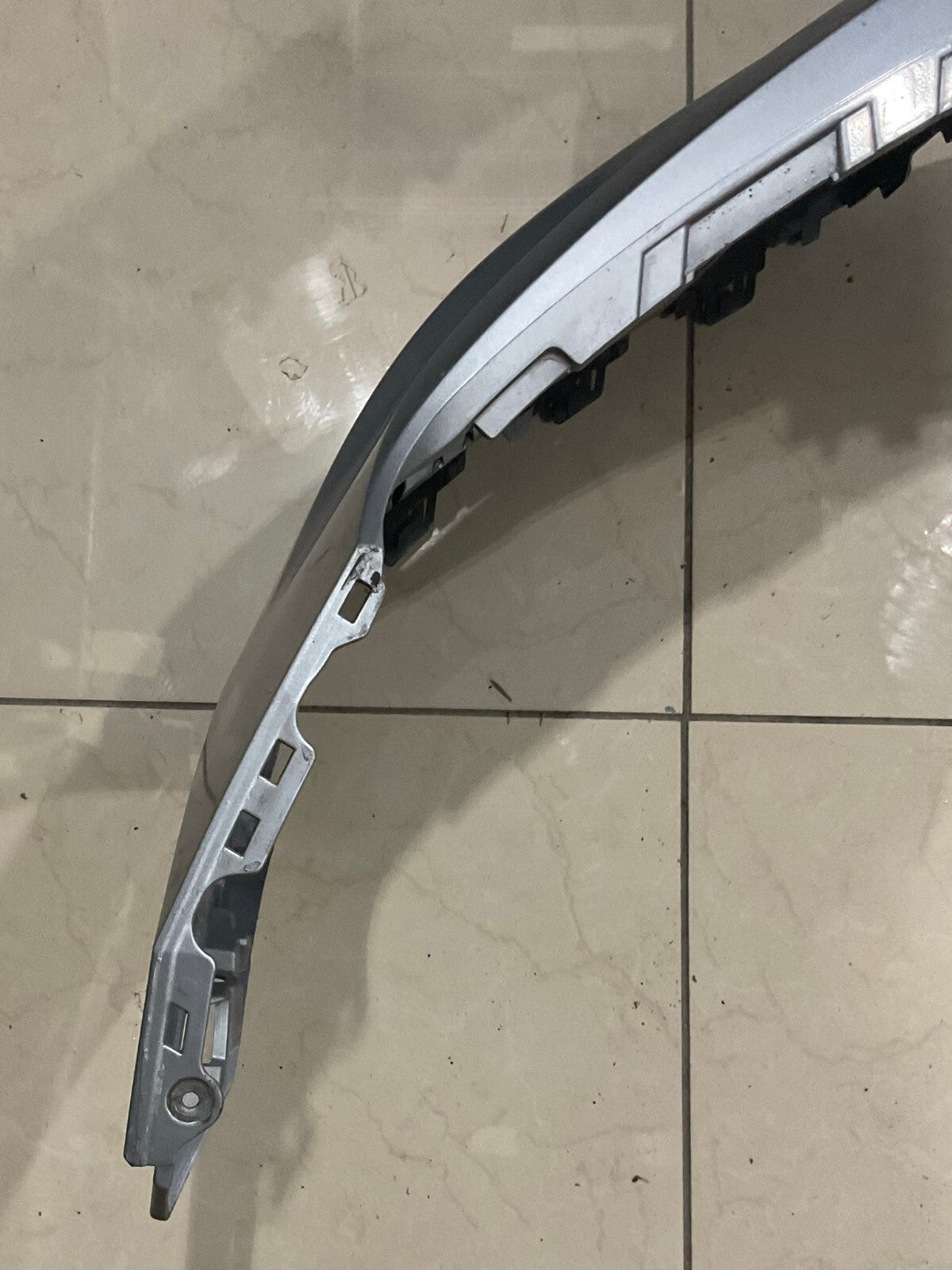 Front Bumper Cover Silver 2018-2021 Volkswagen Tiguan 5NN+807+221 OEM