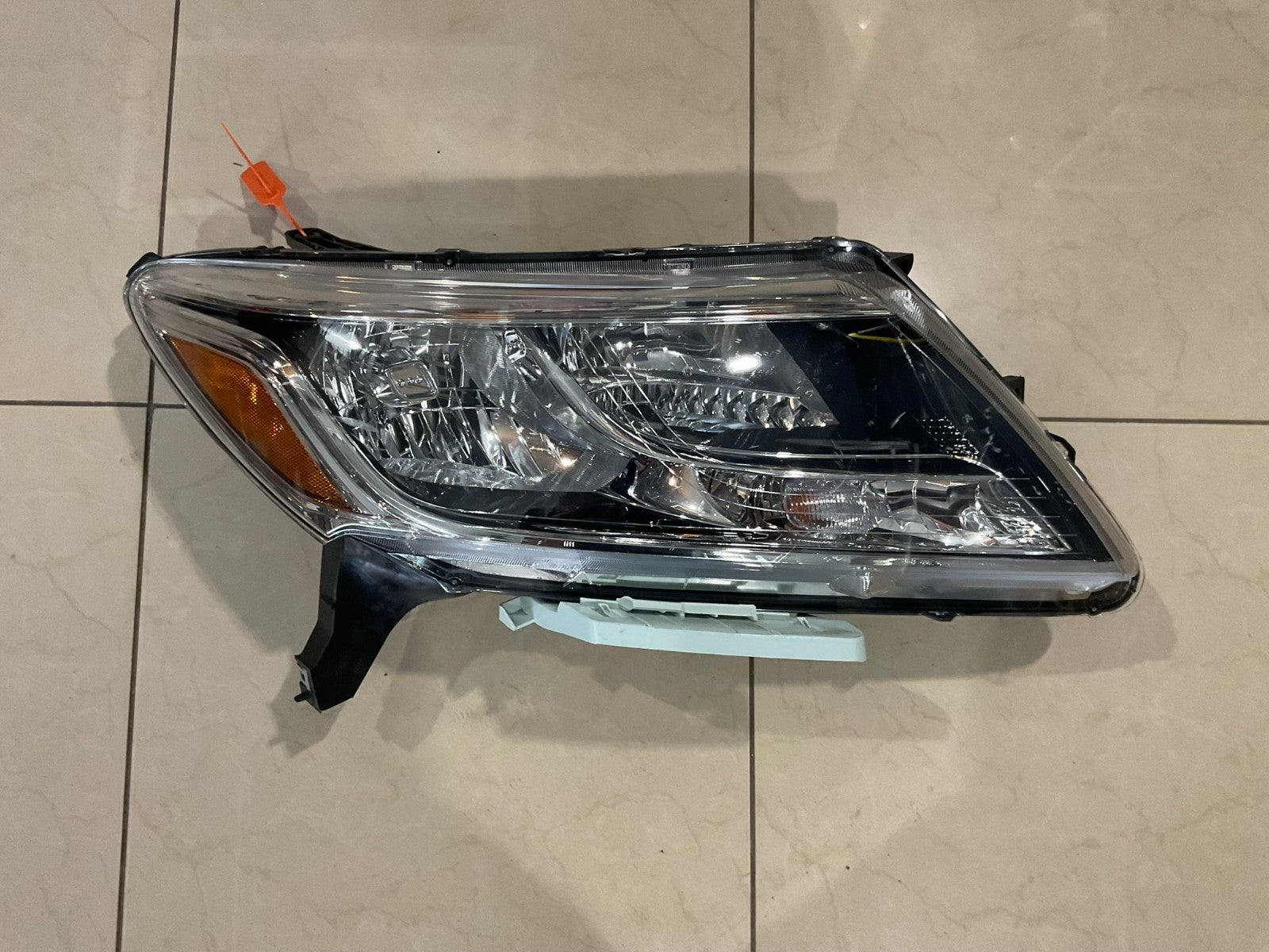 Headlight Right Passenger RH 13-16 Nissan Pathfinder ds725-b0013 OEM