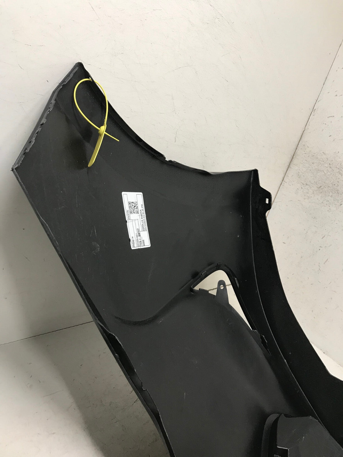 Front Bumper Cover Black Toyota Corolla L LE LE Eco XLE 17 2018 52119-02L40 OEM