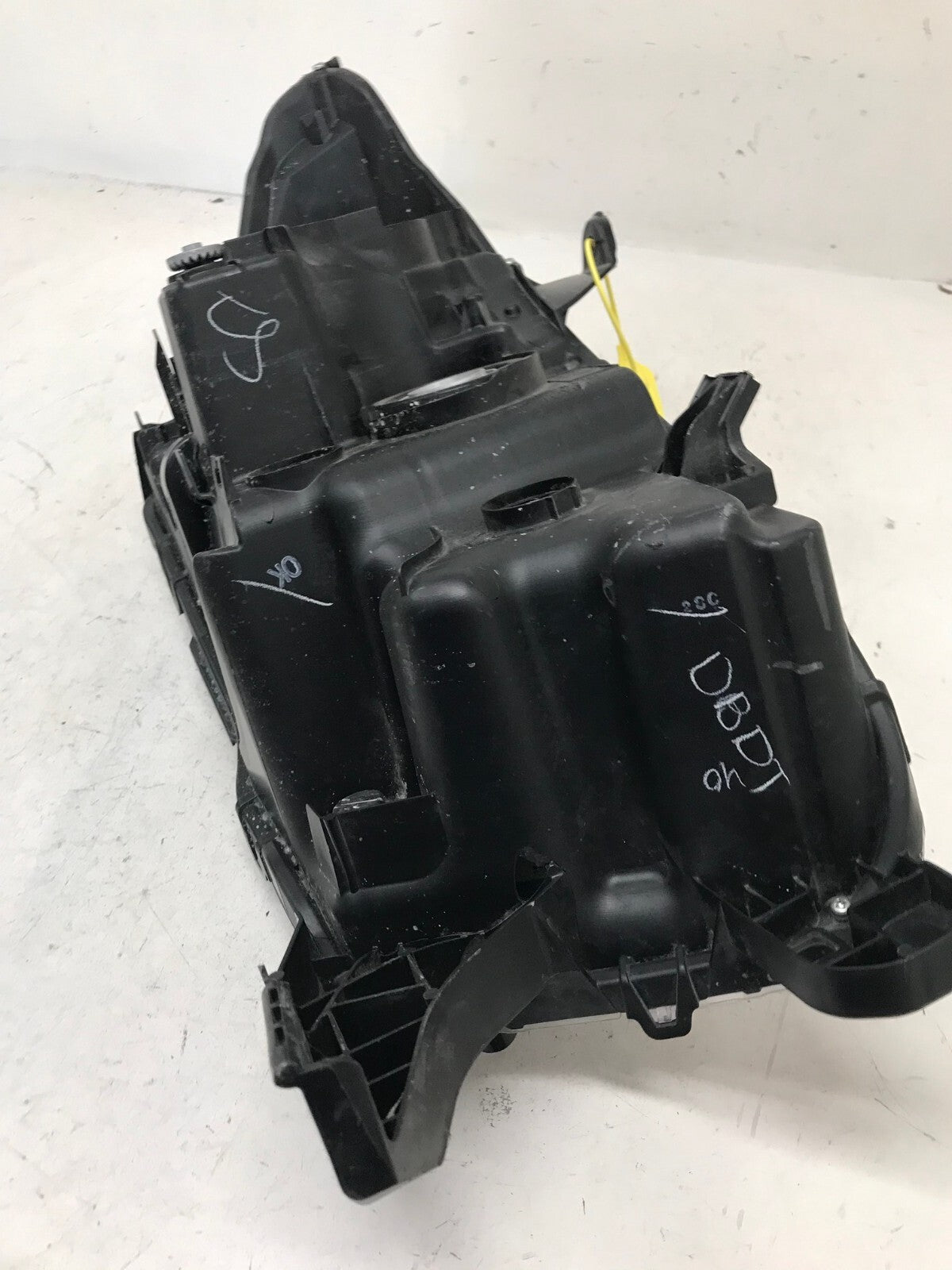 Headlight Damaged Driver LH Left 2016-2023 Toyota Tacoma 81150-04270 OEM