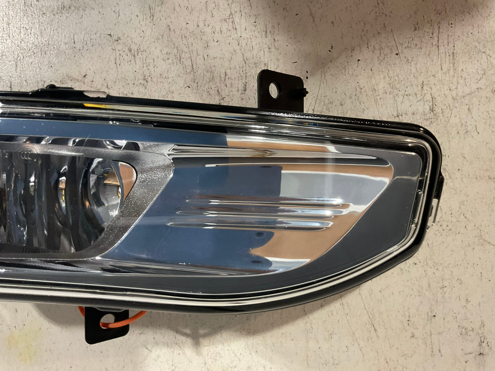 Fog light Damaged Right Passenger RH 2017 2019 Nissan Rogue 90078637 OEM