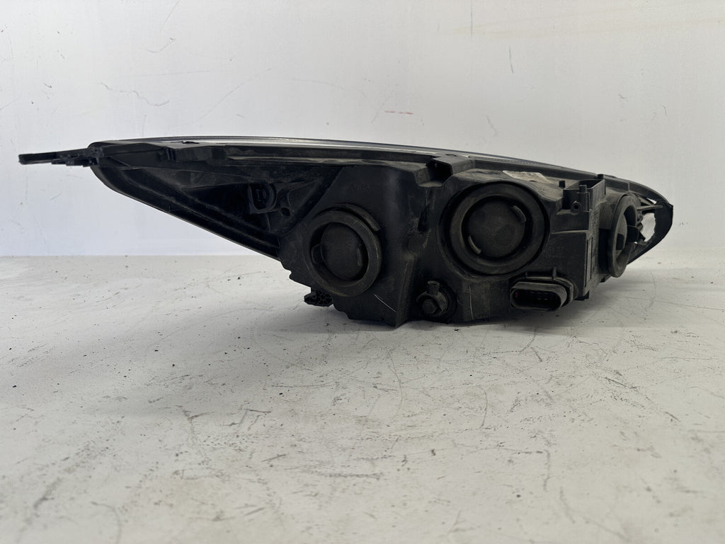 Headlight Damaged Left Driver LH 2015-2018 Ford Focus FO2502337 OEM