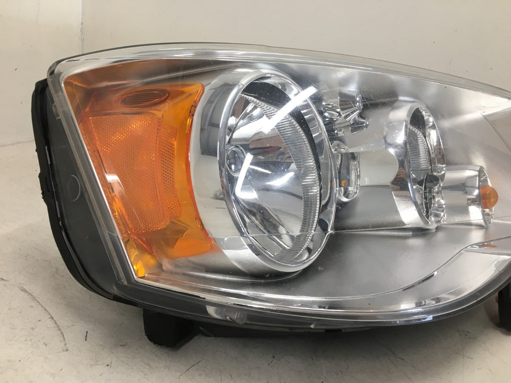 Headlight Damaged RH Passenger Chrysler Town & Country 2008-2016 05113336AG OEM