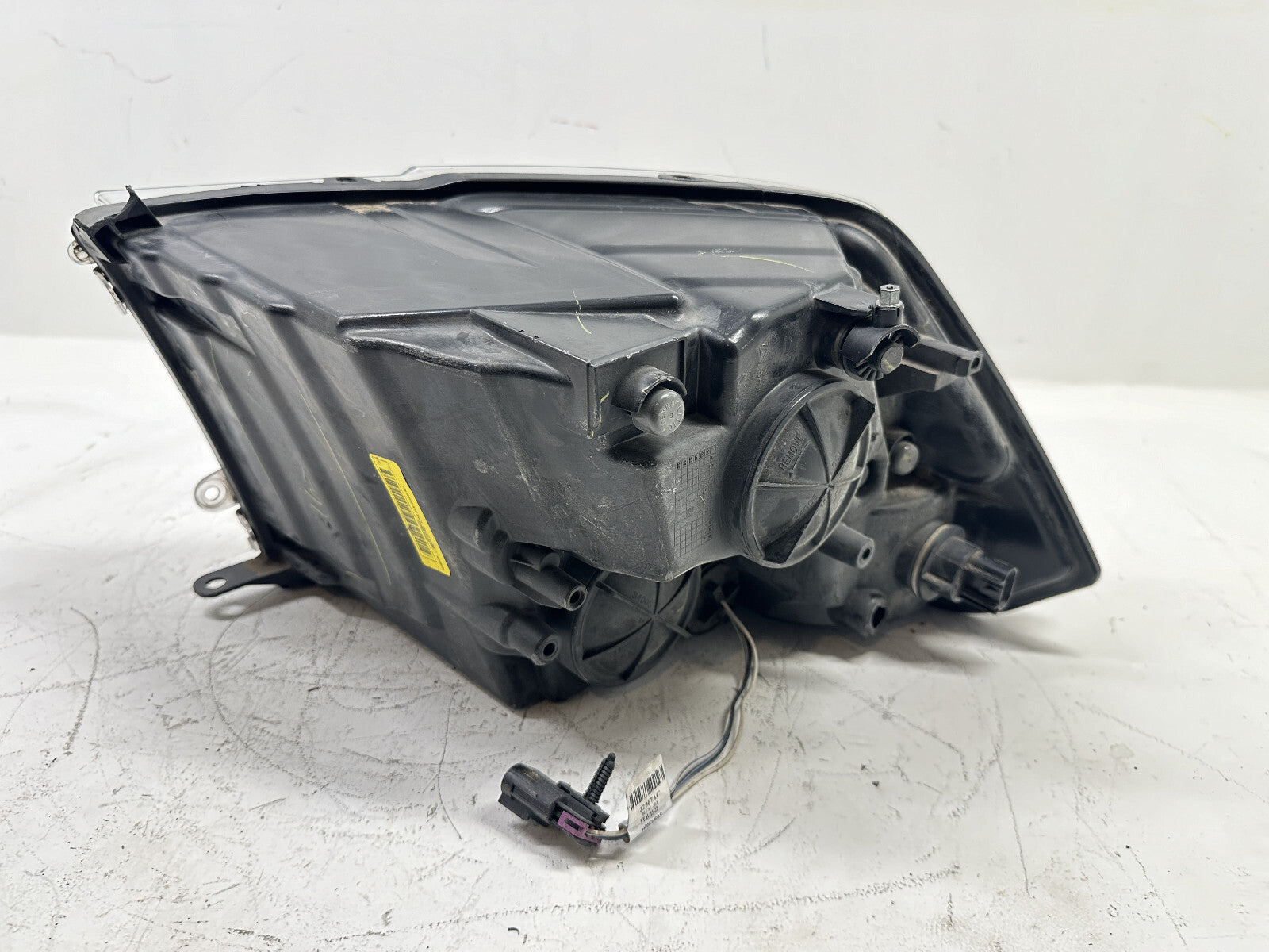 Headlight Damaged Right Passenger RH 2009 - 2018 Dodge Ram 1500 68001484AI OEM