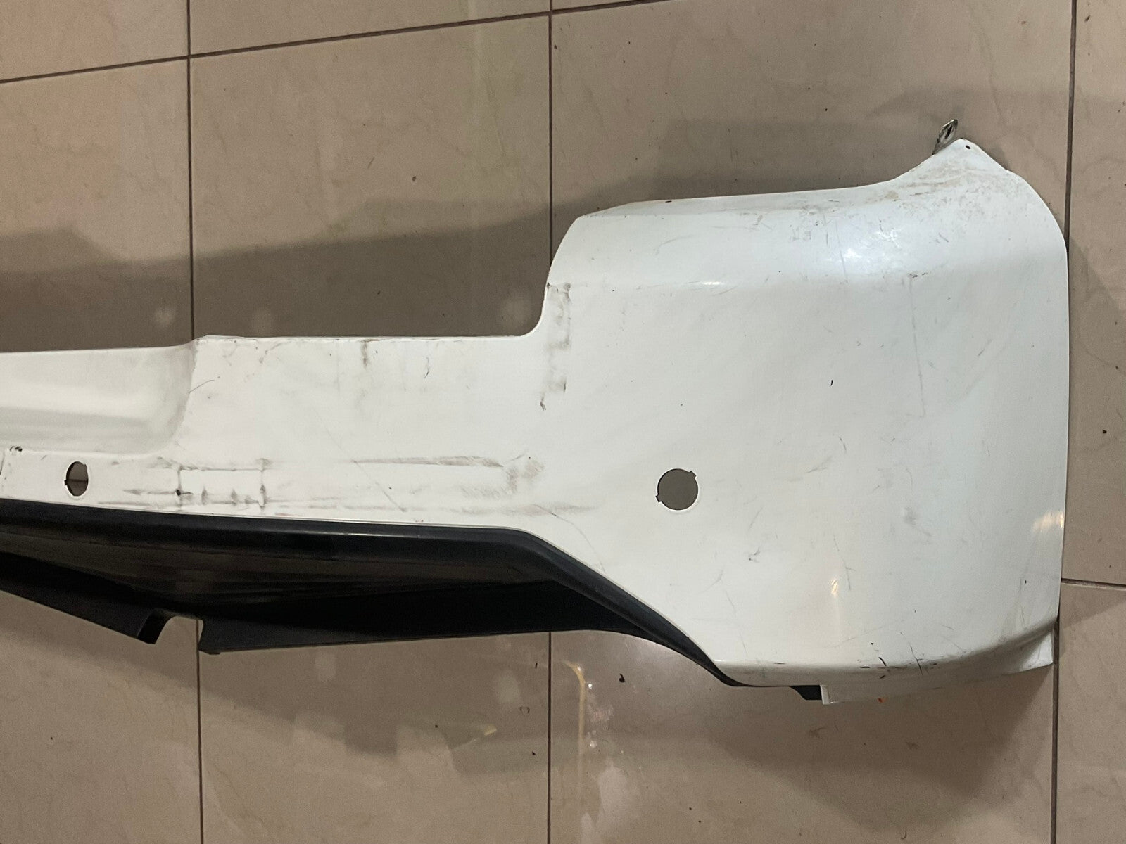 Rear Bumper Cover White 2004-2010 Infiniti QX56 85022+7S650 OEM