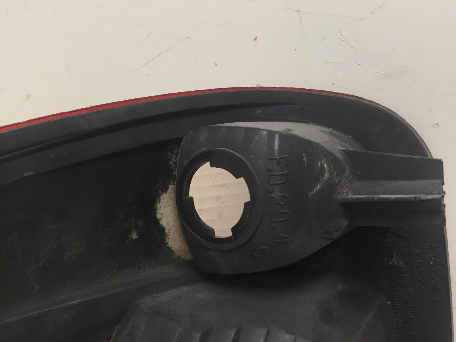 Tail light Damaged Damaged Right RH Ford F 150 2000-2004 YL3X-13440-A OEM