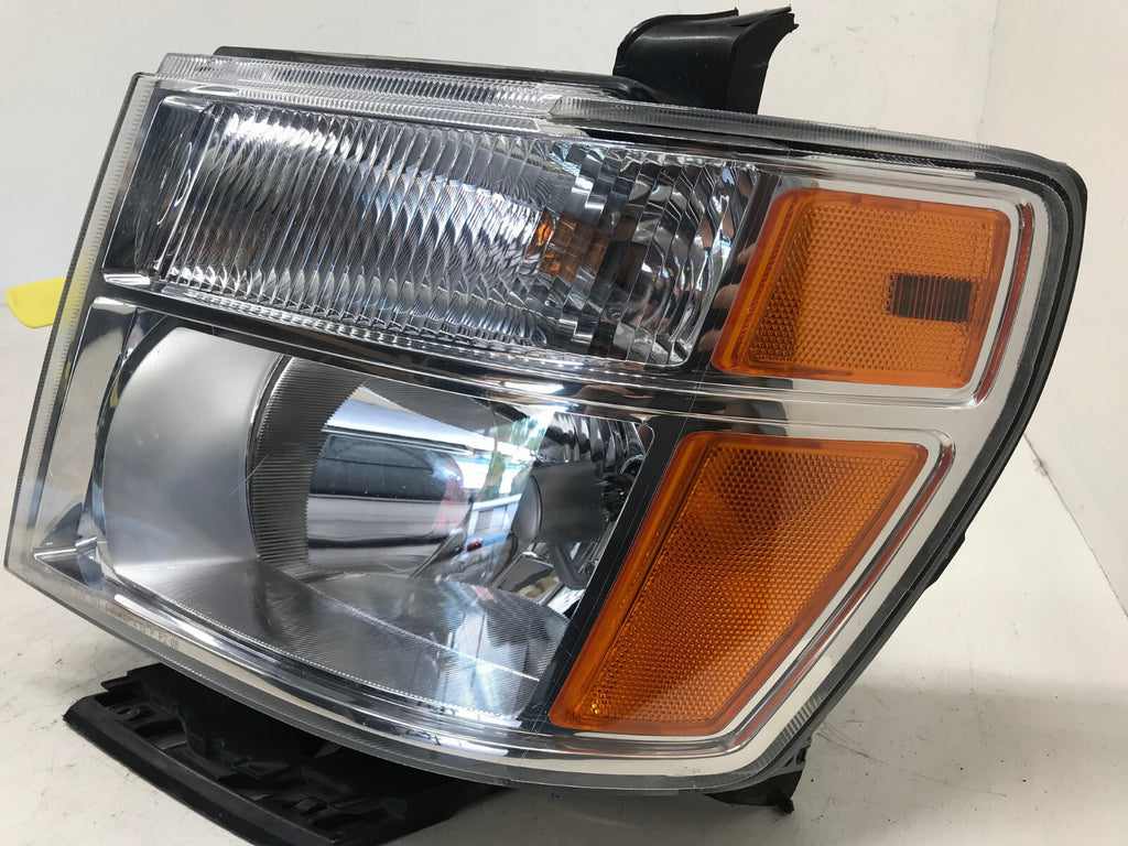 Headlight Damaged Lamp Driver Side LH Nissan Pathfinder/Frontier 2005-07/08 OEM