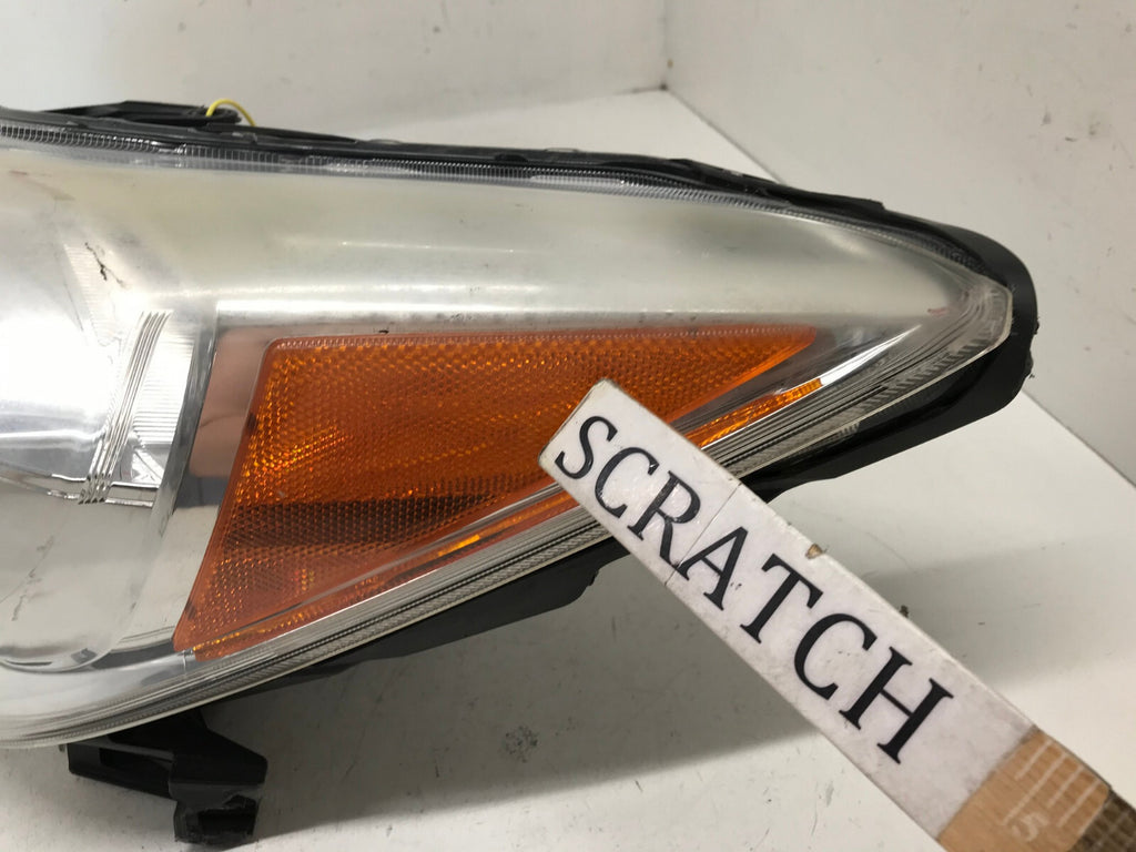 Headlight Damaged LH Driver 2014 2015 2016 Subaru Forester SJ 84001SG081 OEM