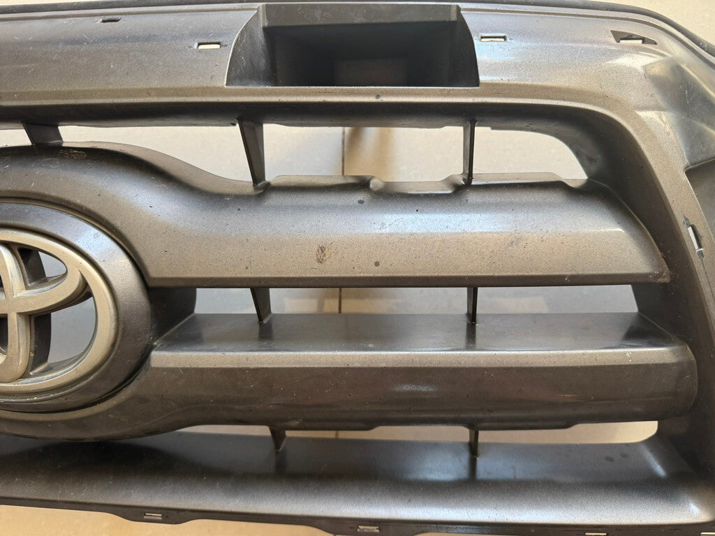 Grille Grill Grey 2005-2010 Toyota Tacoma 53100-04350 OEM