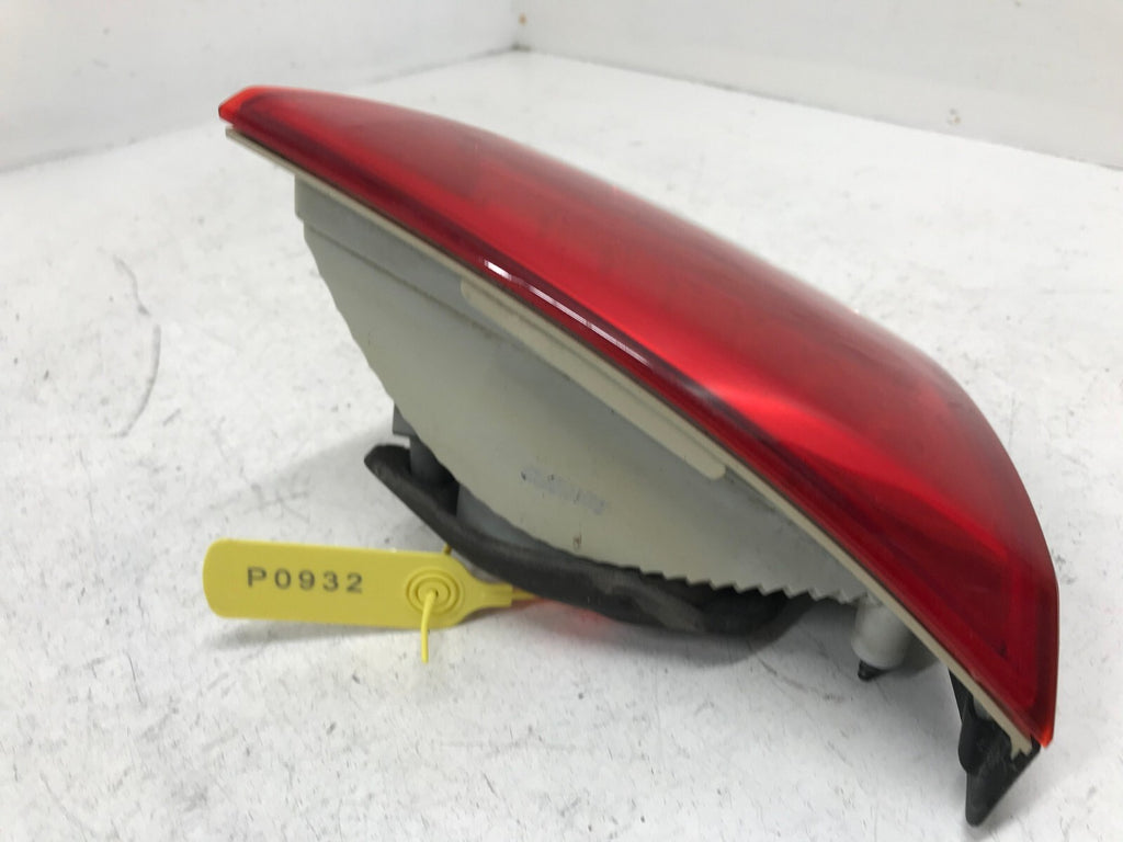 Tail light Damaged Left Driver LH 10-15 Hyundai Tucson 92405-2S02 OEM
