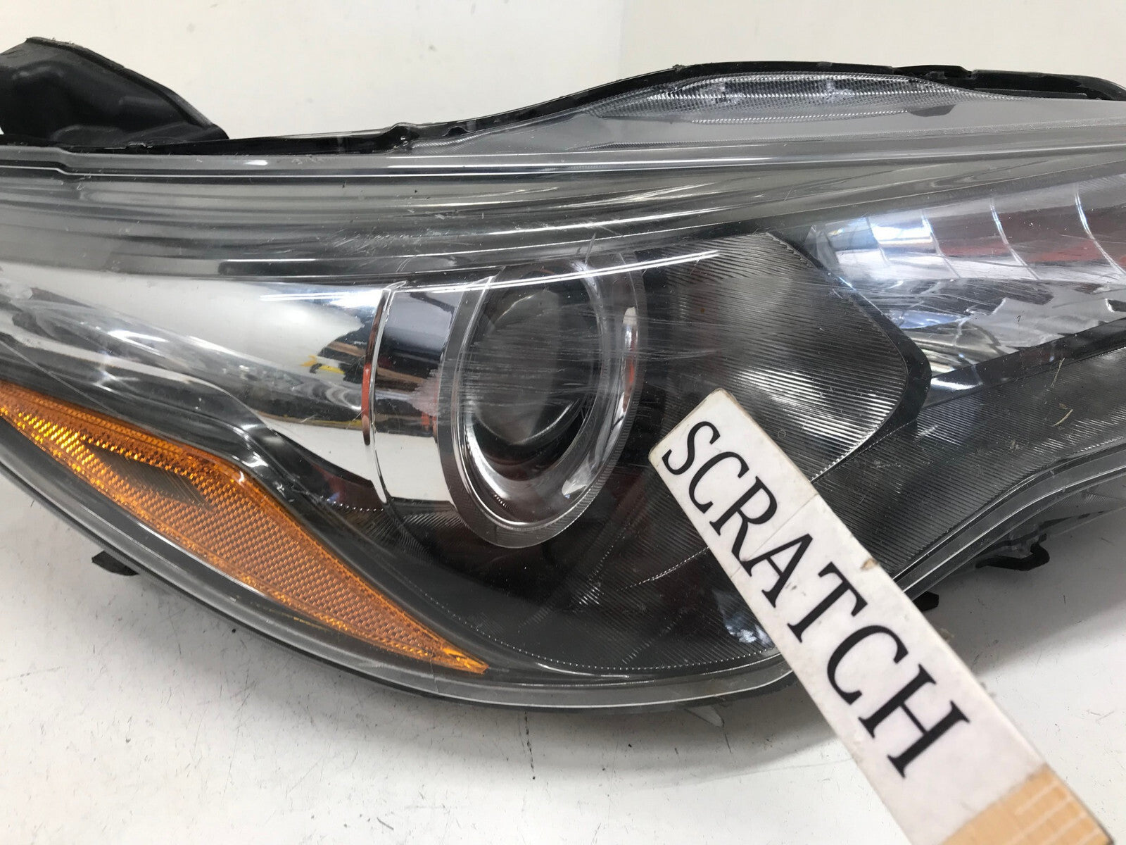 Halogen Headlight Damaged Passenger RH Right Side Toyota Camry 2015-2017 OEM2