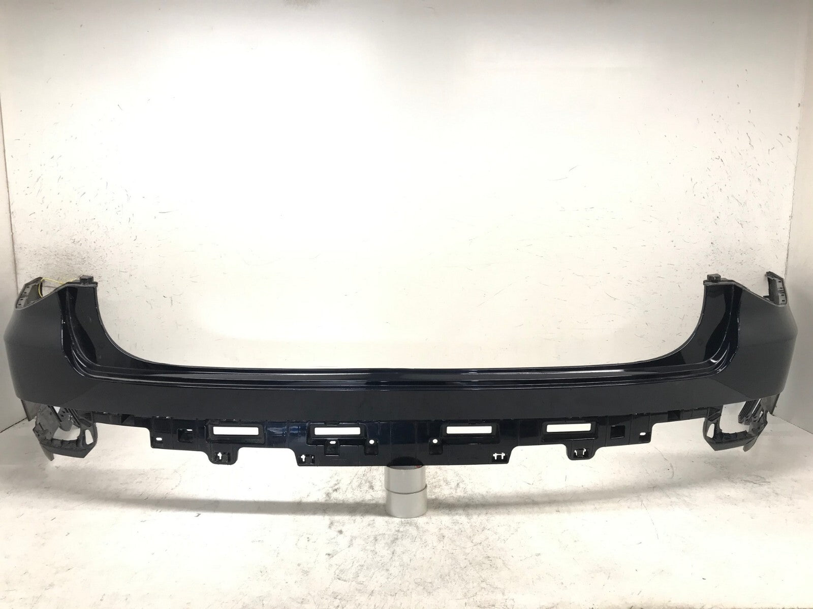 Rear Upper Bumper Cover Black Hyundai Palisade Lted/SE/SEL/SEL Plus/Ultimate OEM