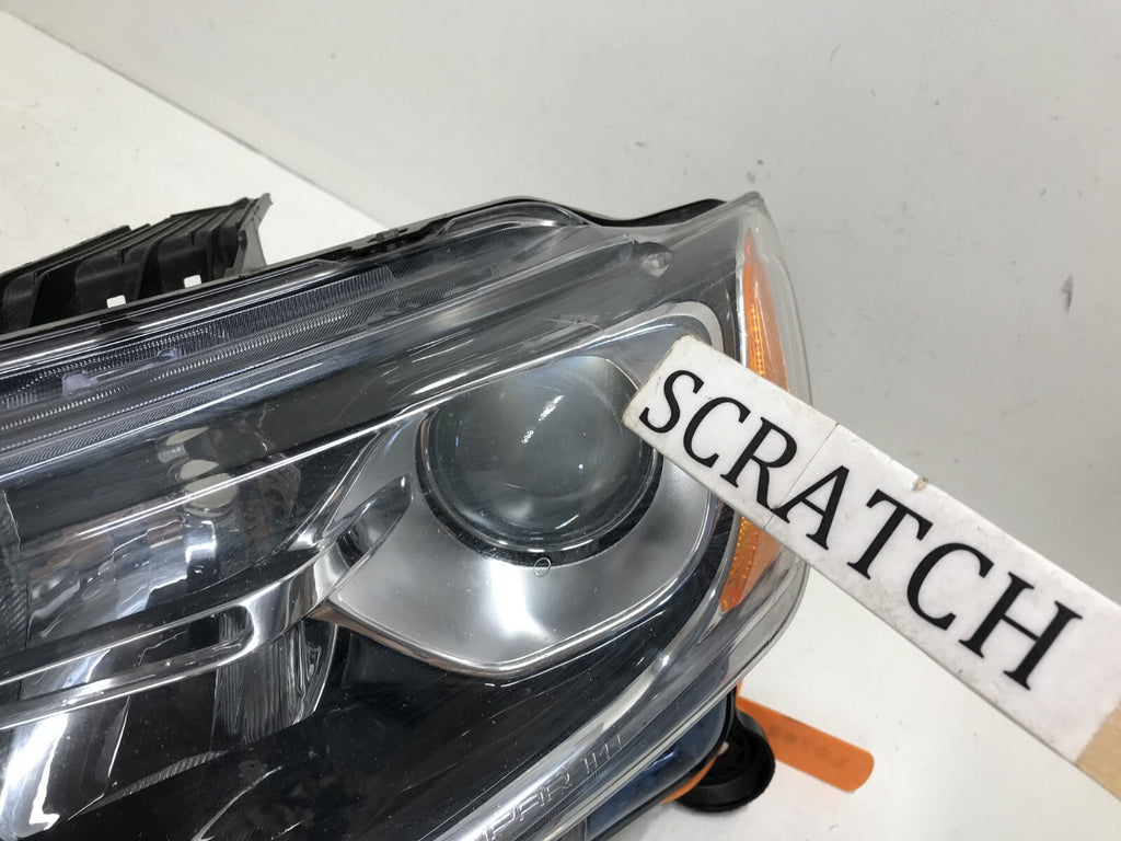 Halogen Headlight Damaged Driver LH Jeep Grand Cherokee 2014-2016 68110997AD OEM
