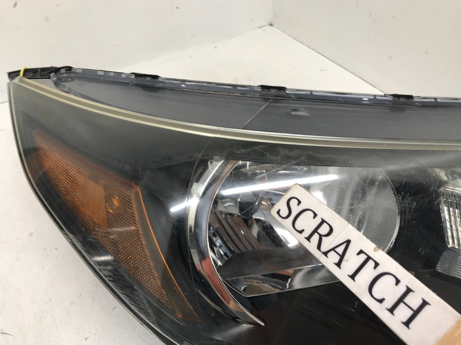 Headlight Damaged Passenger Right RH Honda CR-V 2012 2013 33100T0AA01 OEM