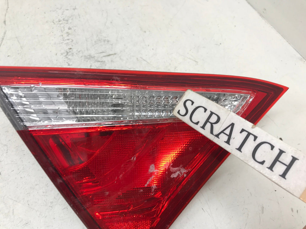 Tail light Damaged Left LH Driver Toyota Camry 2015 2016 2017 8159006410 OEM