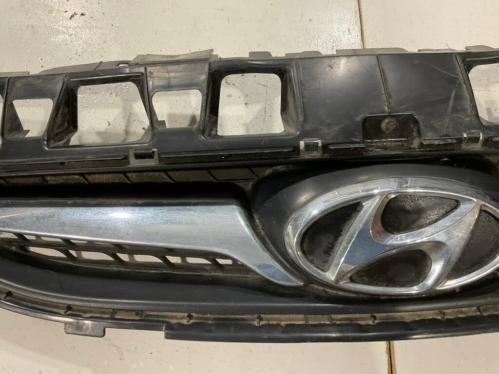 Grill Grille Black/Silver Trim 2012 2013 2014 Hyundai Accent 86351-1R100 OEM
