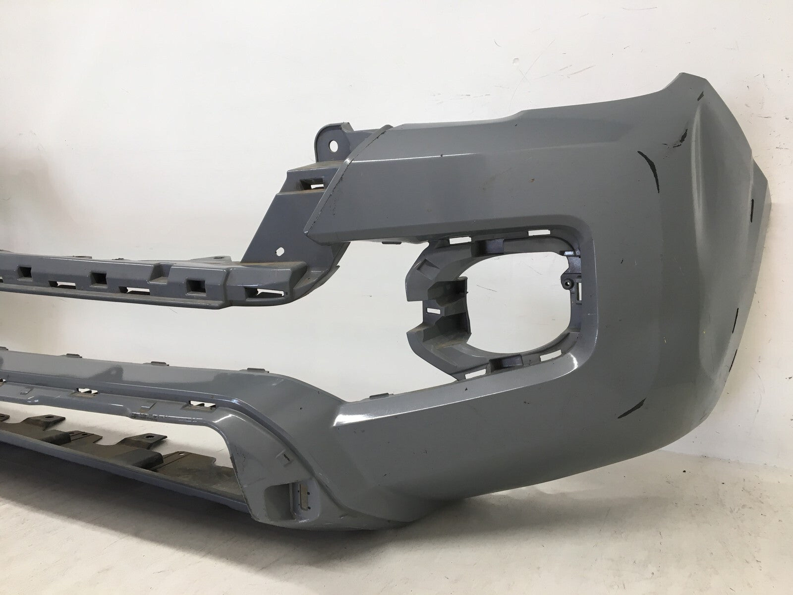 Front Bumper Cover Toyota Tacoma SR SR5 Limited w/Wheel Flare Holes 16-18 OEM3