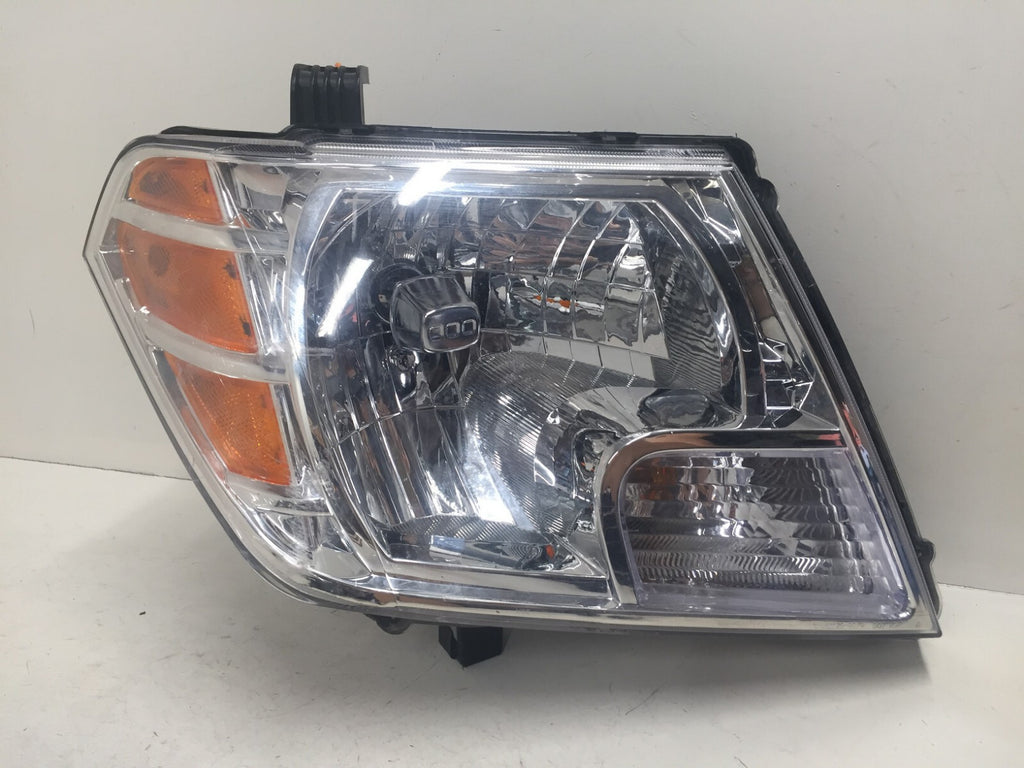 Head light Damaged RH Right Passenger Nissan Frontier 2009-2013 CAPA