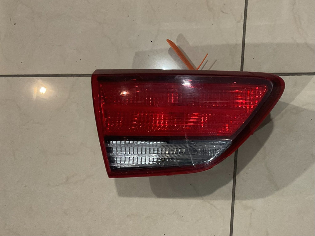 Headlight left LH Driver 2018-2023 Kia Rio Sedan CAPA