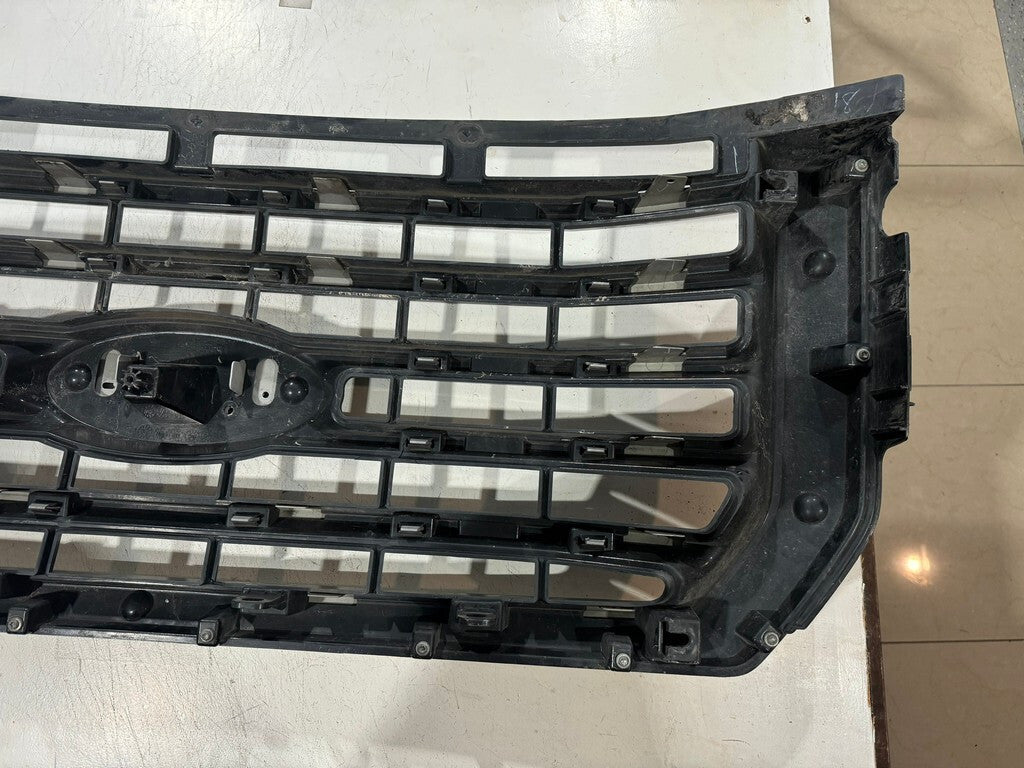 Grill Grille Black/White 2015 2016 2017 Ford F-150 FL34-8200 OEM