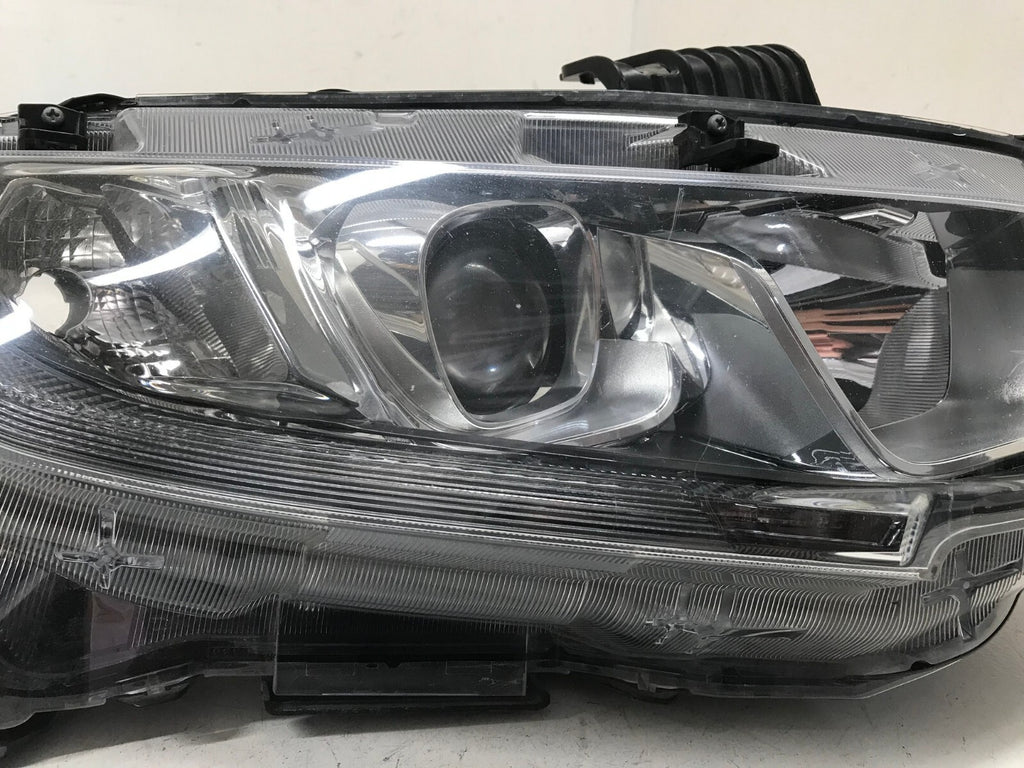 Headlight Damaged RH Right 2016-2020 Honda Civic 33100-TGG-A010 OEM