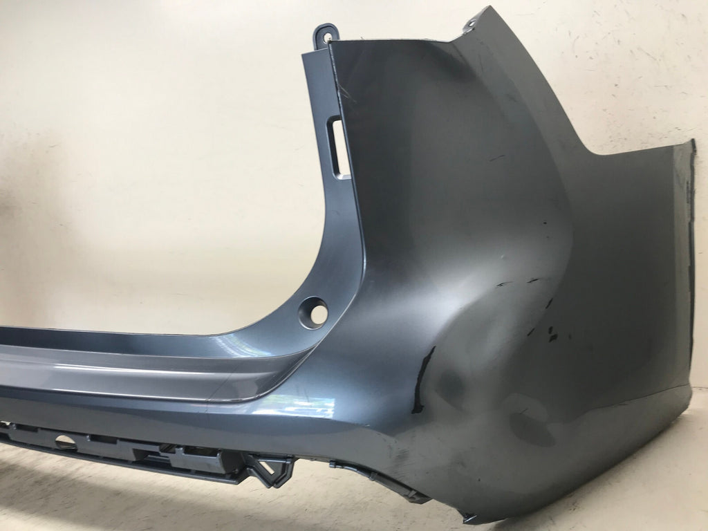 Rear Bumper Cover Silver 20-21 Toyota Highlander L/LE/XLE/Hybrid 52159-0E170 OEM