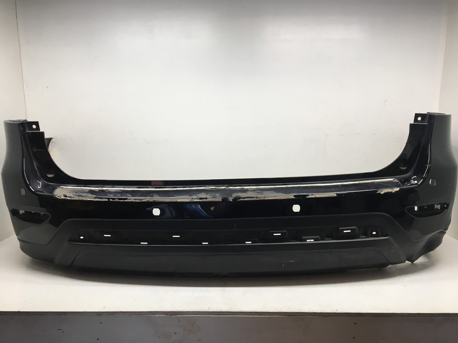 Rear Bumper Cover Nissan Pathfinder SL Platinum 2013-2016 85022-3KA0H OEM2