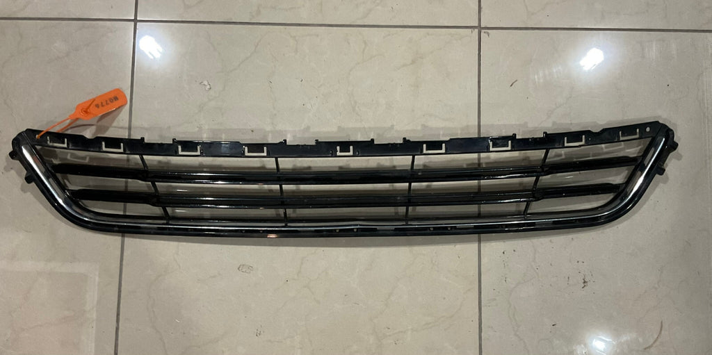 Grill Grille Black 2013-2016 Ford Fusion ds7317b96838w OEM