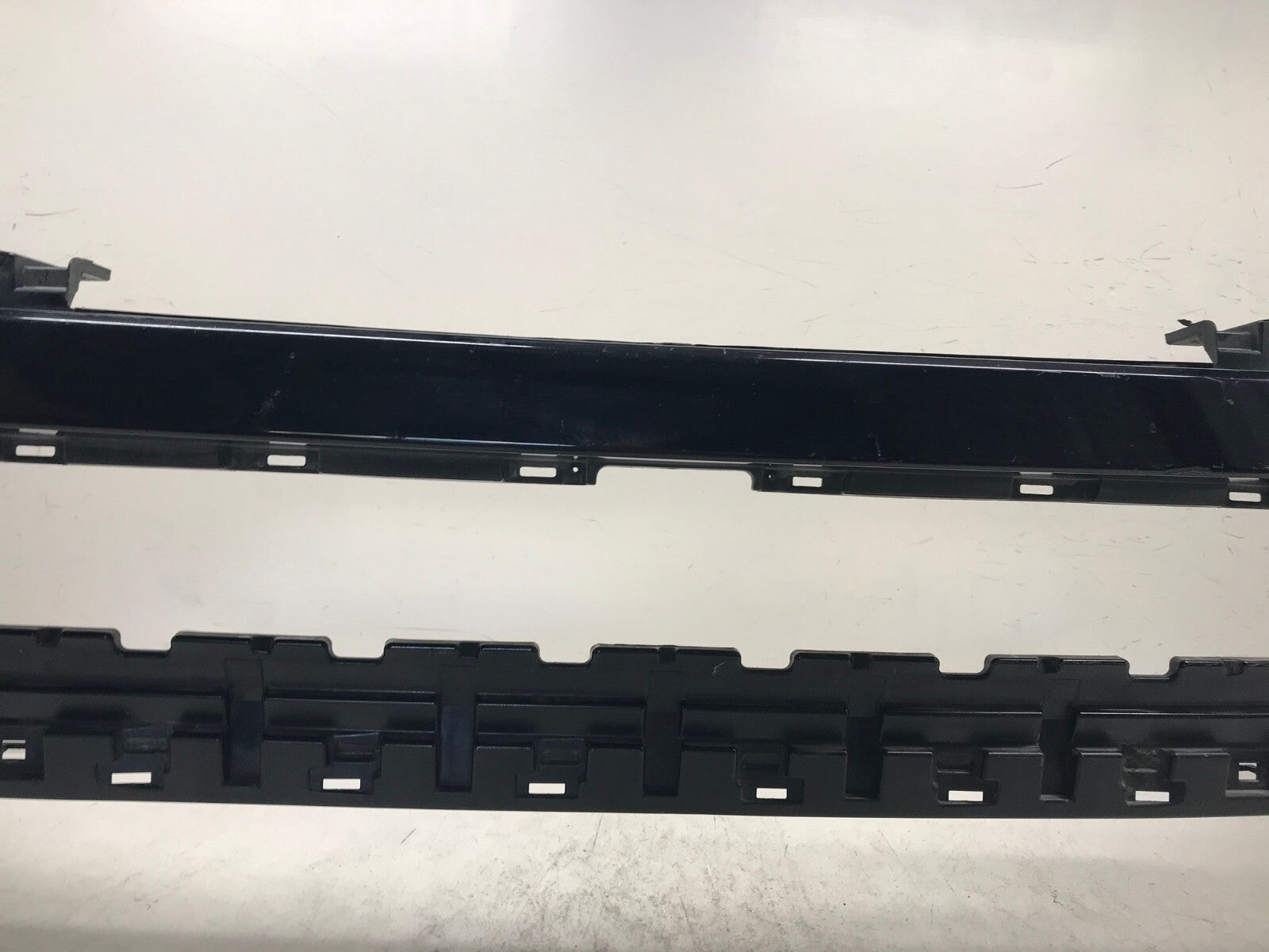 Front Bumper Cover Black 2017-2018 Toyota Highlander LE/XLE/SE 52119-0E350 OEM