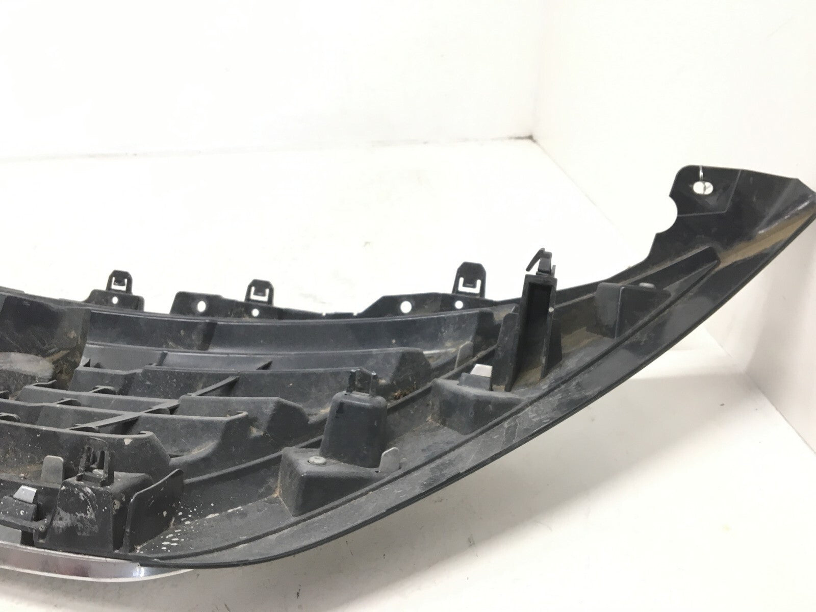 Grille Grill Nissan Altima 2016-2018 62310-9HS1A OEM