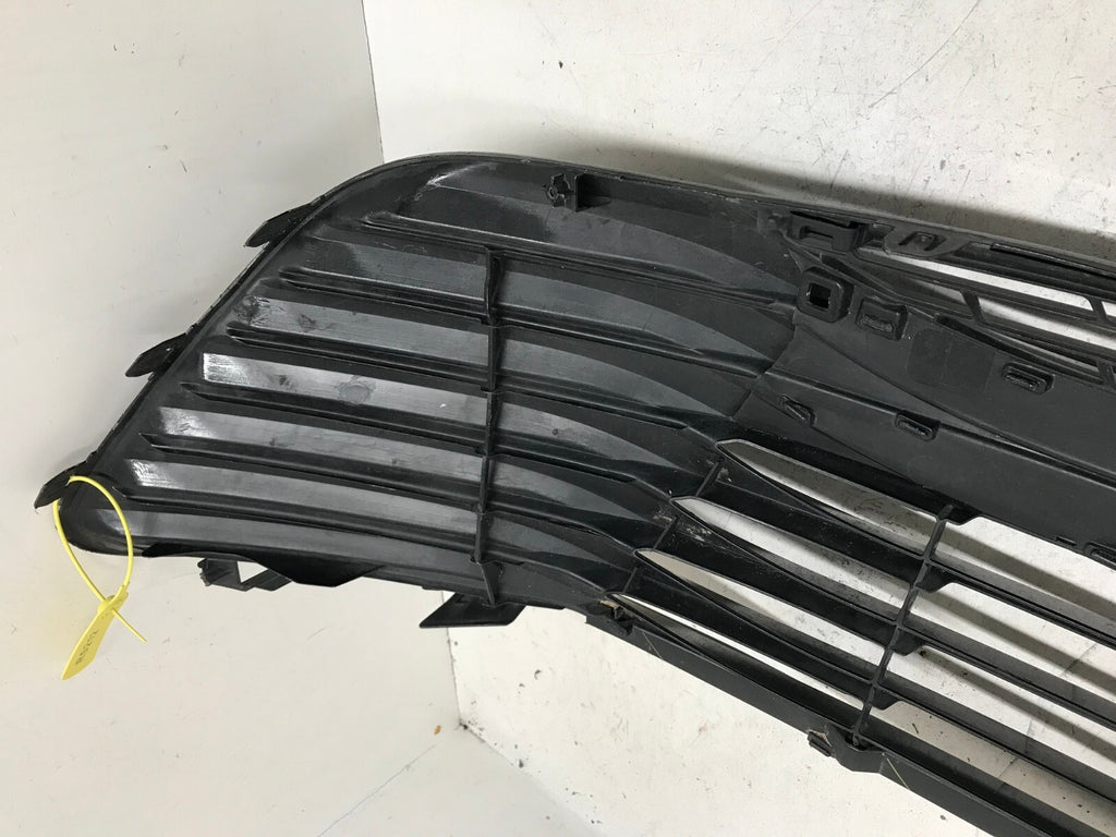 Grill Grille Toyota Camry 2018-2020 53113-06010 OEM