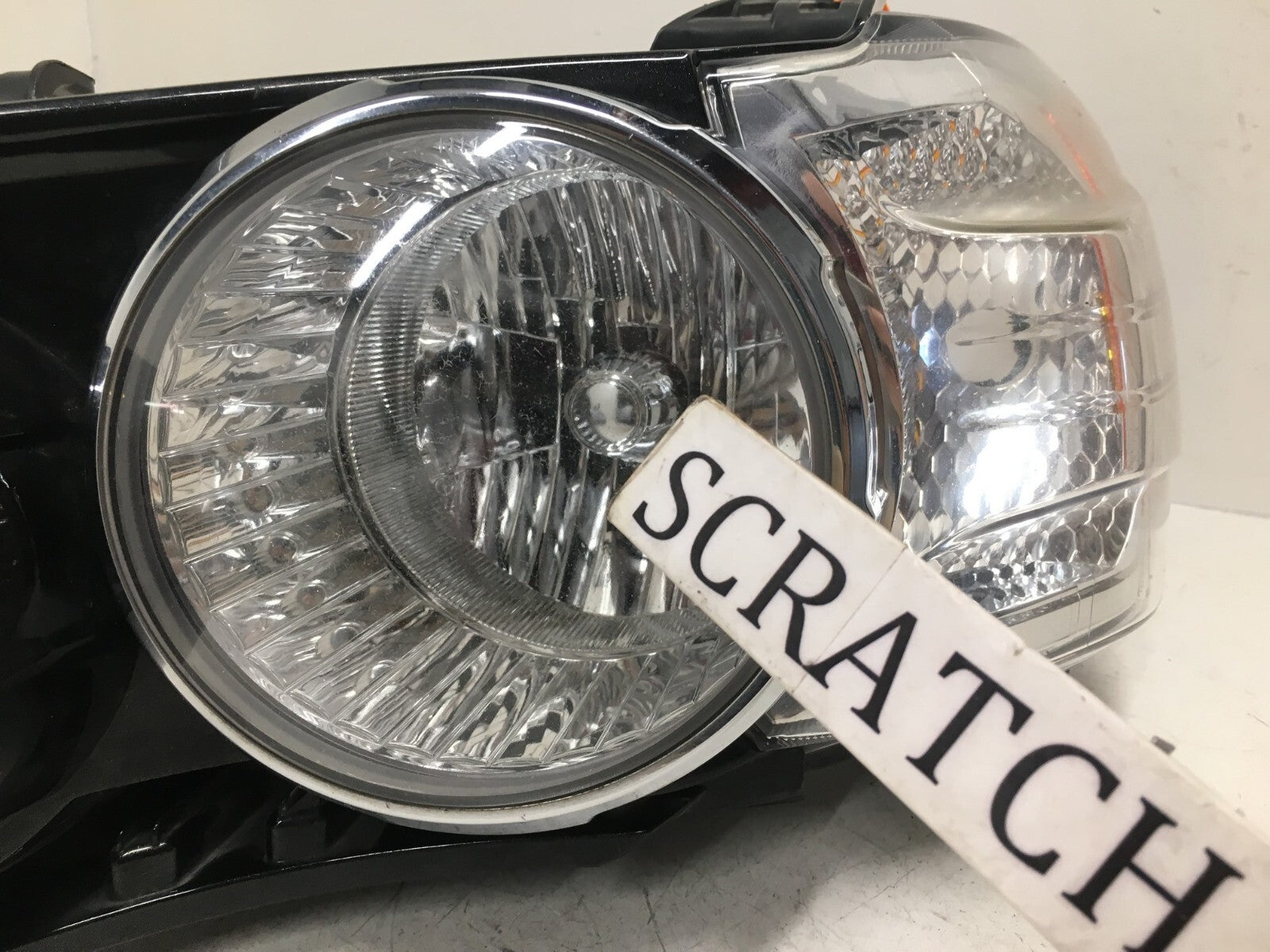 Headlight Damaged Left Driver LH Chevrolet Sonic 2012-2016 96830971 OEM