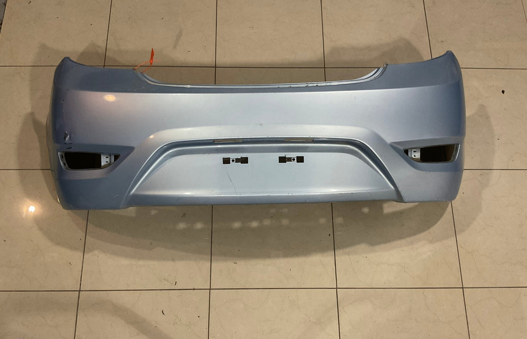 Rear Bumper Cover Silver 12-2017 Hyundai Accent Hatchback GS/SE 86611-1R20C OEM