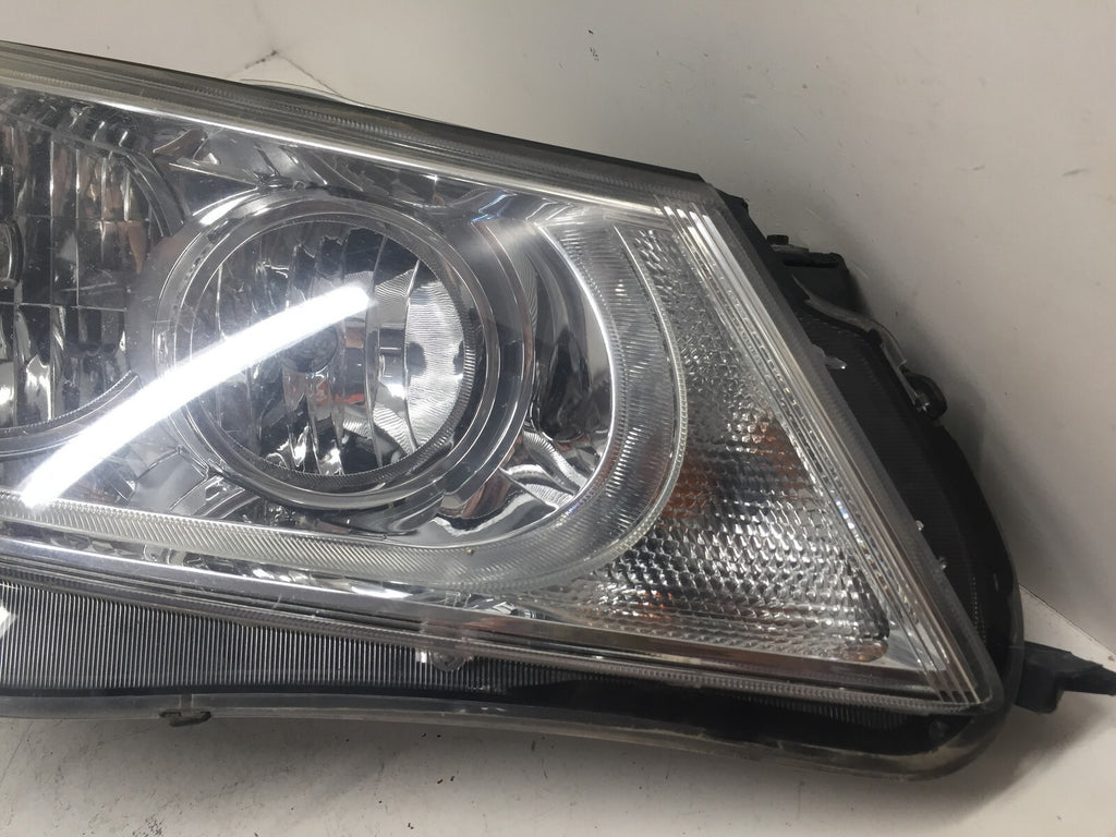Headlight Damaged Halogen Passenger RH Buick Lacrosse 2010-2013 20941380 OEM